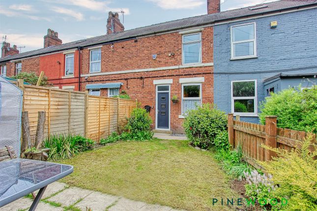 Thumbnail Terraced house for sale in Tapton Terrace, Chesterfield