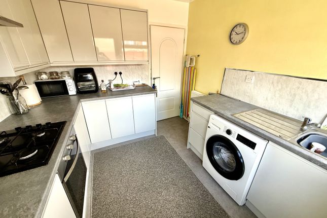 43, Stokesley Road, Hartlepool photo 4