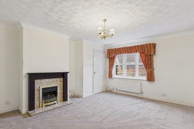 1, Larkspur Close, Downham Market photo 3