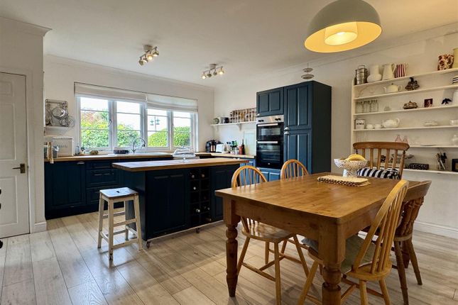 Grove Cottage, Grange Road, Chepstow photo 2