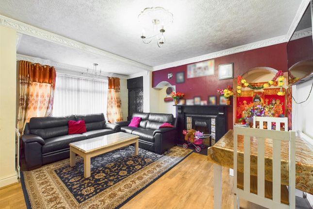 Terraced house for sale in Swains Avenue, Bakersfield, Nottingham