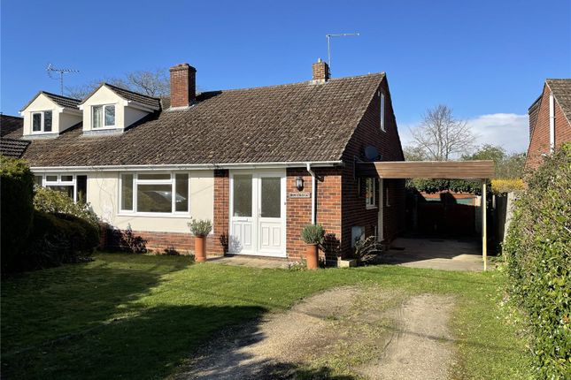 Thumbnail Bungalow to rent in Gravel Road, Binfield Heath, Henley-On-Thames, Oxfordshire