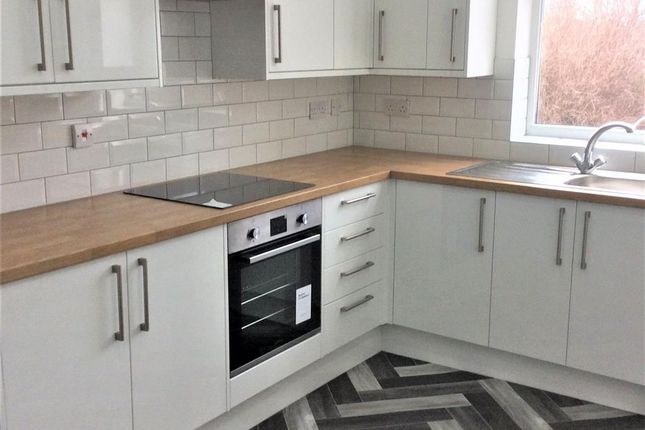 Flat to rent in College Road, Crosby, Liverpool