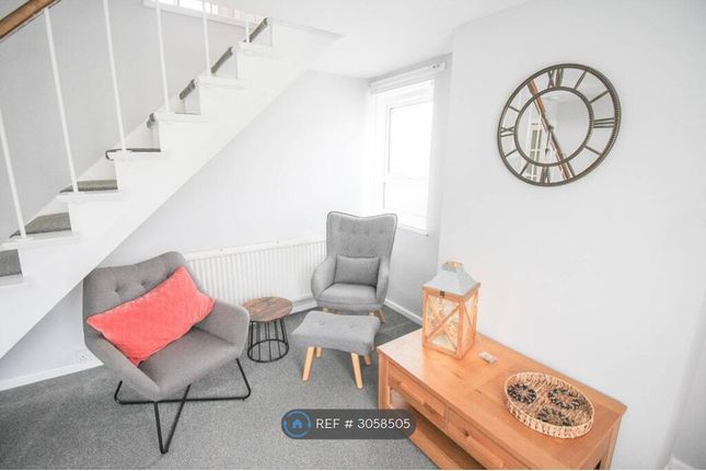 Pennard, Dunster Cresent, Weston-Super-Mare photo 4