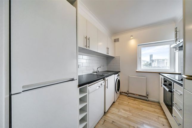 51, Princes Court, London photo 4