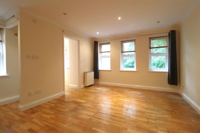 Flat 11 Amberley House, 22 Bury Road, Newmarket photo 4