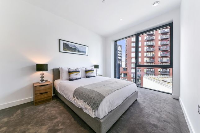 Flat for sale in Meade House, 7 Lyell Street, City Island, London