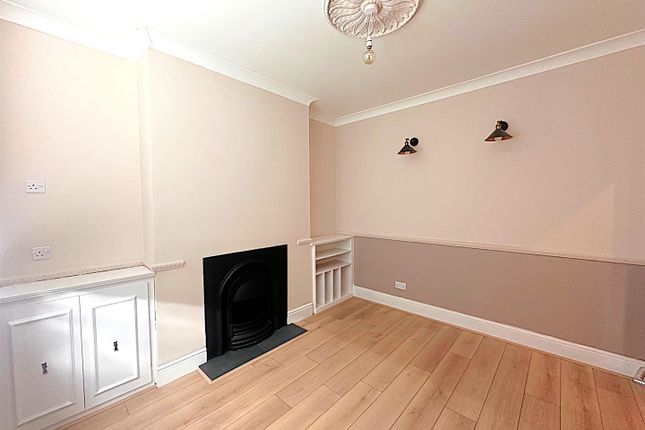 31, Wheeler Street, Stourbridge photo 4