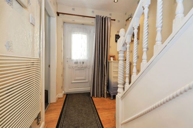 1, Kendlewood Road, Kidderminster photo 2
