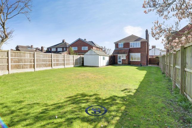 22, Moss Lane Elworth, Sandbach photo 3