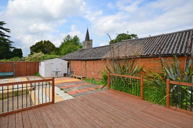 Flat 5, Grace Court, Burnham photo 2