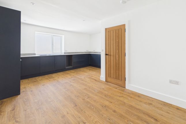 1 Belgravia Court, Belgravia Street, Penzance photo 3