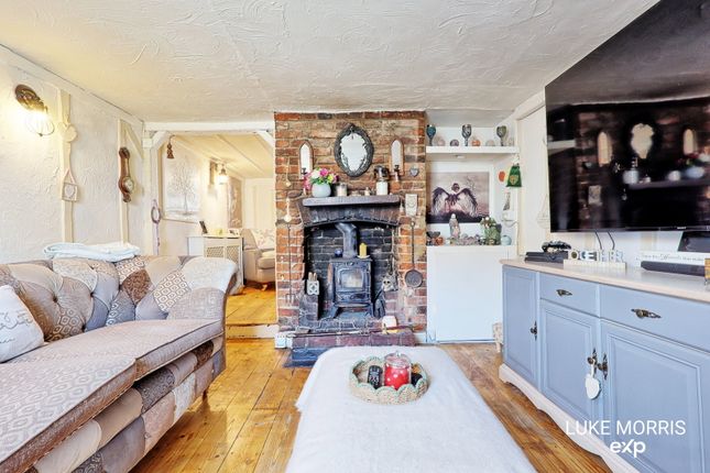 151 High Street, Great Wakering, Southend-on-Sea photo 4