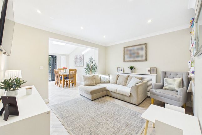 26, Bishops Drive, Cheltenham photo 4