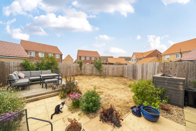 8, Sparrow Drive, Spalding photo 4