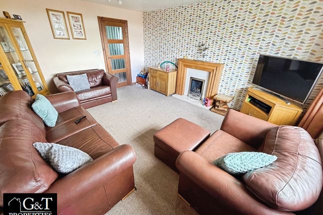 22b Hall Lane, Bilston photo 2