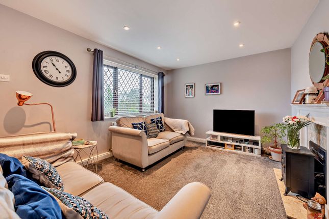 End terrace house for sale in Greenstede Avenue, East Grinstead