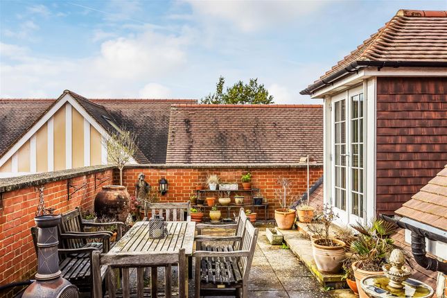 Flat for sale in East Hill Road, Oxted