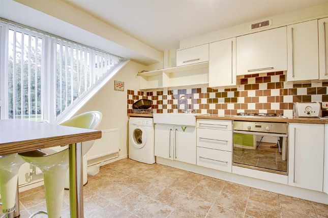 75, Engaine Drive, Milton Keynes photo 2