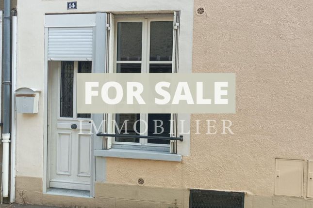 Thumbnail Property for sale in Fresnay Sur Sarthe, Pays De La Loire, 72130, France