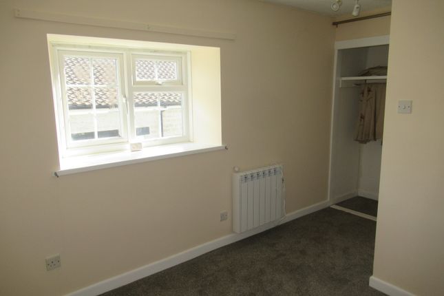 Cottage to rent in Broadway Road, Charlton Adam