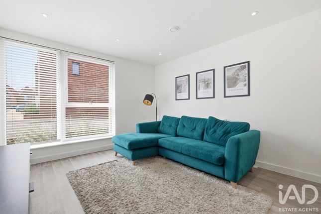 35, Turing Link, Basildon photo 3