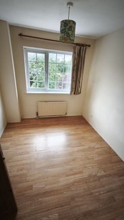 28 Kents Road, Milton Keynes photo 4