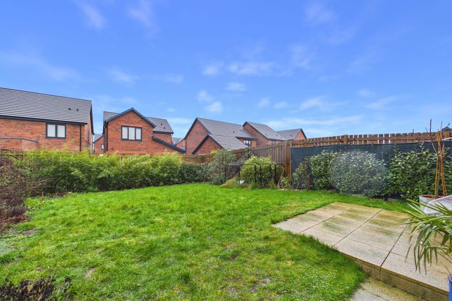 3 Stone Drive, Newcastle Upon Tyne photo 4