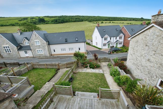 13, Moreys Close, Wareham photo 2