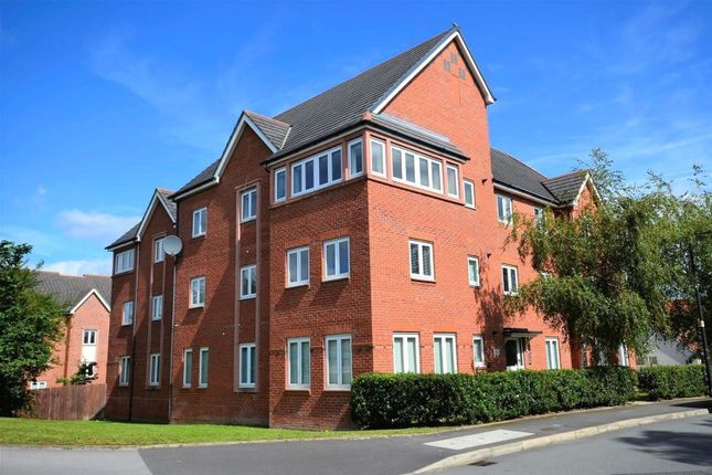 Thumbnail Flat to rent in Rosefinch Road, West Timperley, Altrincham