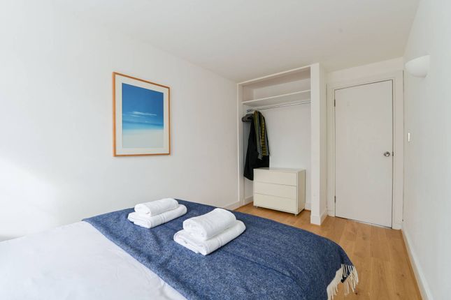 Flat for sale in Dockers Tanner Road, Isle Of Dogs, London