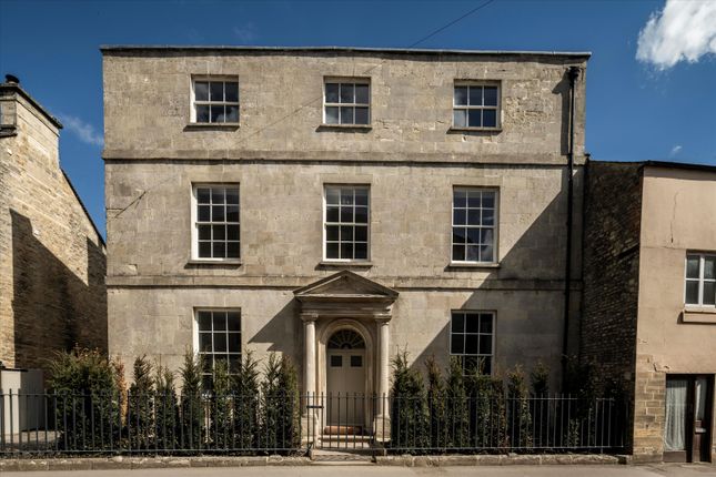 33, The Mews House, Cirencester photo 2
