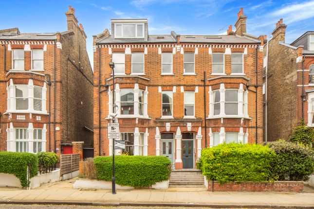 Thumbnail Flat for sale in Savernake Road, Hampstead
