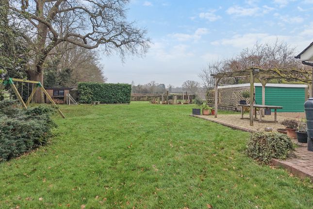 End House,, Chapel Road, Horley photo 2