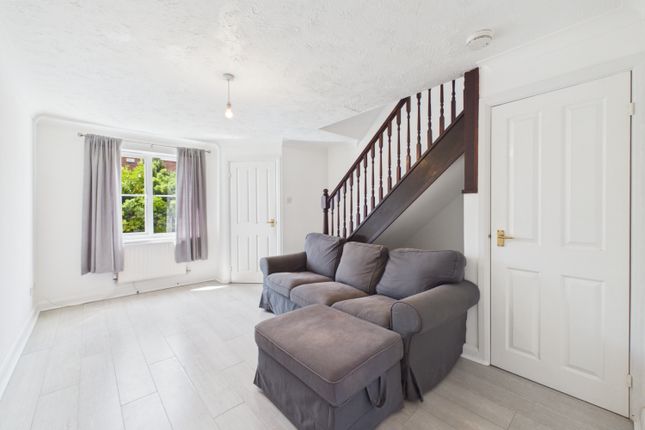 33, Vine Way, Tewkesbury photo 3