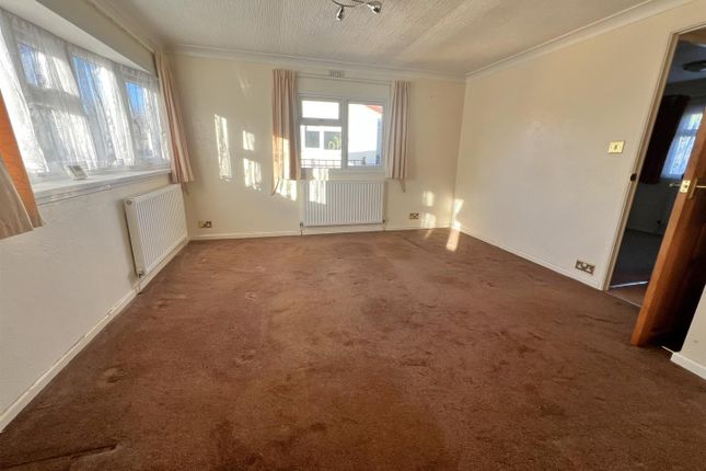 24, Lea Villa Residential Park, Ross-On-Wye photo 2