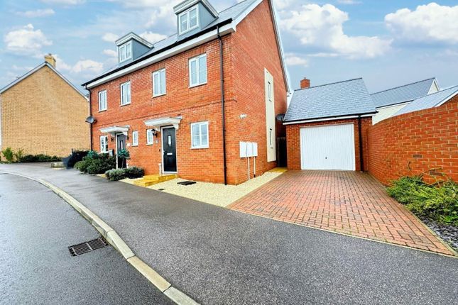 Town house for sale in Tear Crescent, Potton, Sandy