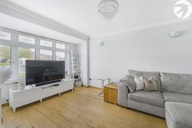 119, Lunedale Road, Dartford photo 4