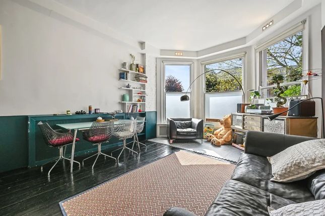 GFF, 165 Fordwych Road, London photo 4