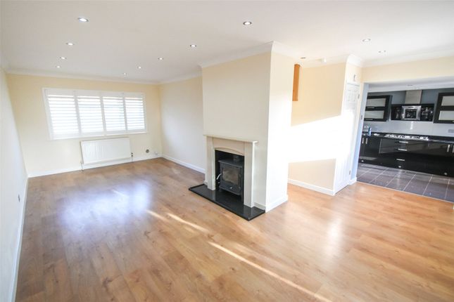 16, Bell Meadow Road, Hampshire photo 3