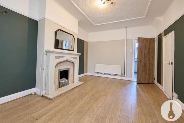 9, Alton Avenue, Liverpool photo 4