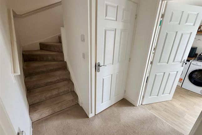 40, Caesar Drive, Nuneaton photo 4