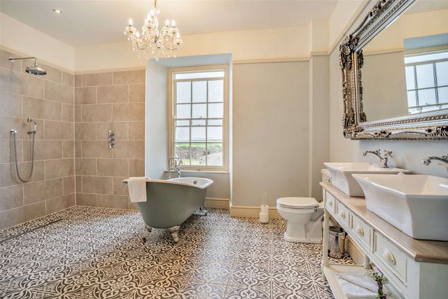 Bath Shower Room