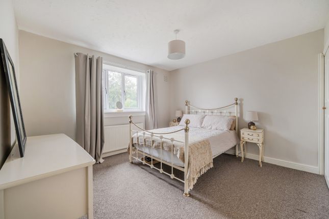 57, St. Catherines Crescent, West Yorkshire photo 4