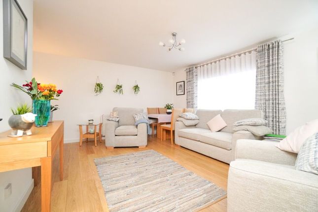 Thumbnail Flat for sale in Burnbrae Gardens, Clydebank