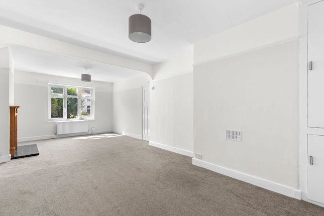 26 Summerleys Road, Princes Risborough photo 3