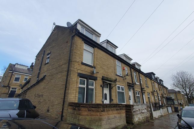 68, Willow Street, Bradford photo 2