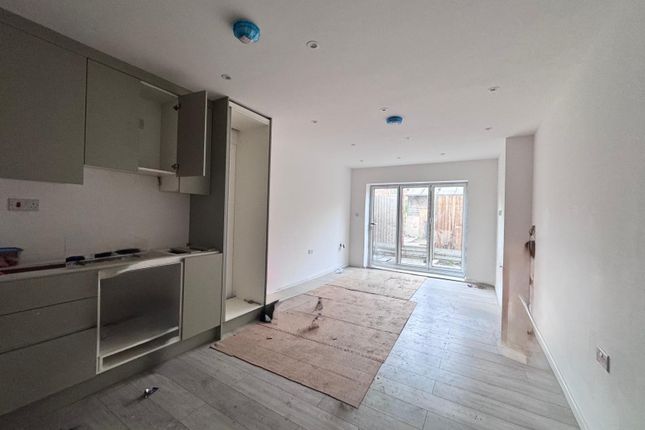 Whatsapp Image 2025-11-13 At 16.40.33 (5)