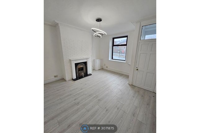Rochdale Lane, Heywood photo 2