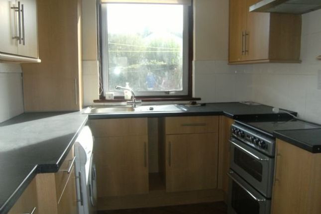 1, Centrecourt Close, Worthing photo 3
